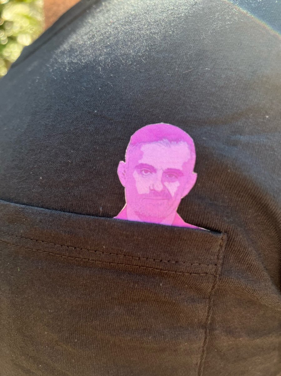 the_twopercent's tweet photo. The design we’re going with is the @garyvee head hiding in the corner front pocket, like a snake in the grass.

Staying quiet.
Patient.
Not paying attention to the noise.
Working and being kind.
Waiting to strike…

I would think roughly only 2% operate like this.. https://t.co/QzOyY4PiMk
