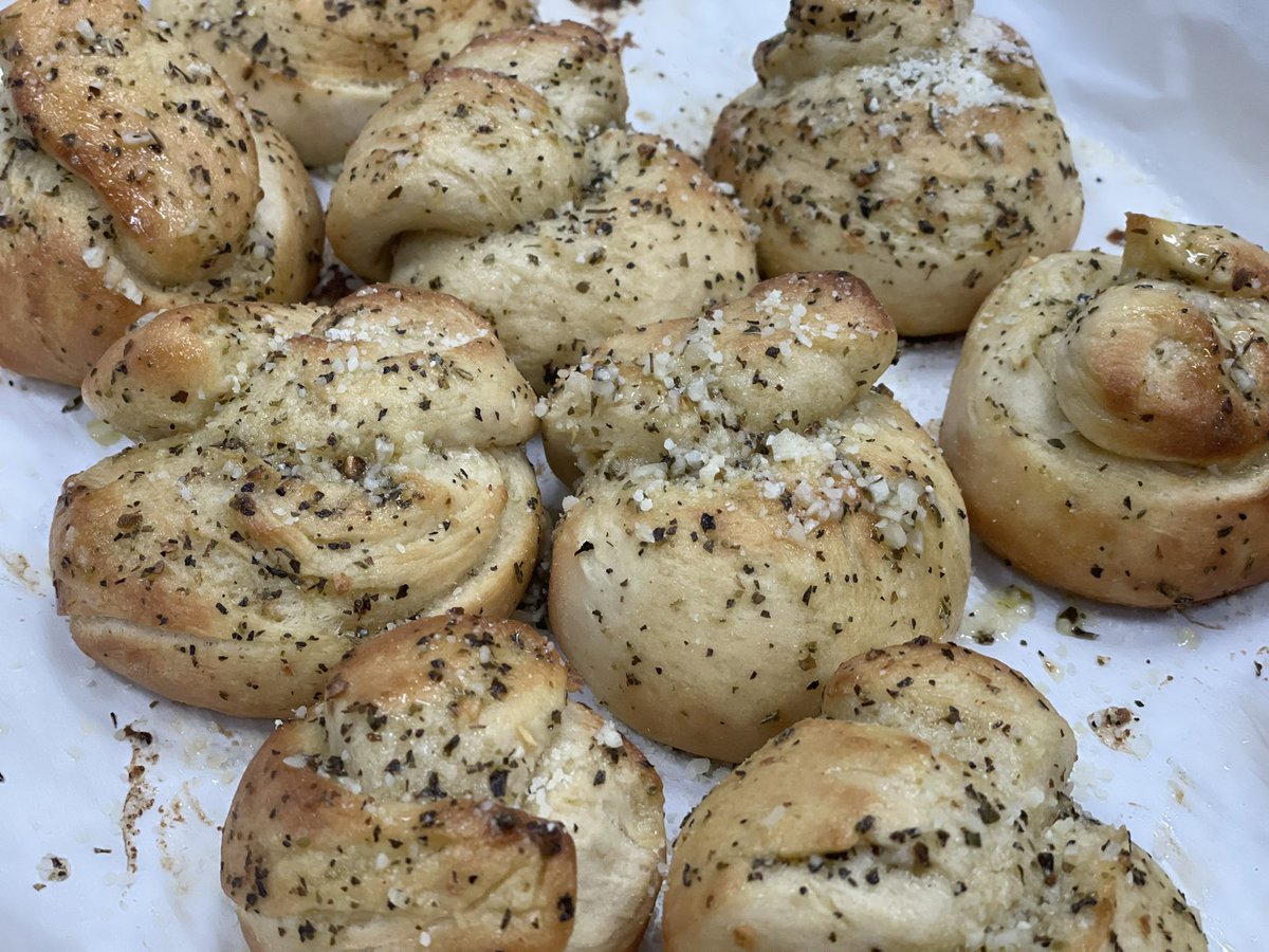 apexculinary's tweet photo. Day two of yeast breads ππ₯π§#culinary3 https://t.co/udsVNG3wQW