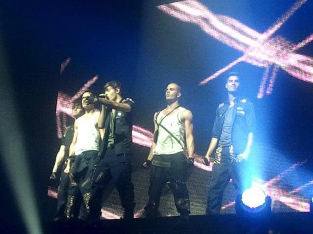 bethfossy's tweet photo. dug out some old photos from the behind bars tour, first time seeing @thewanted ☺️
@NathanSykes @SivaKaneswaran @JayMcGuiness @TomParker @MaxGeorge https://t.co/0jeUpEhCEo