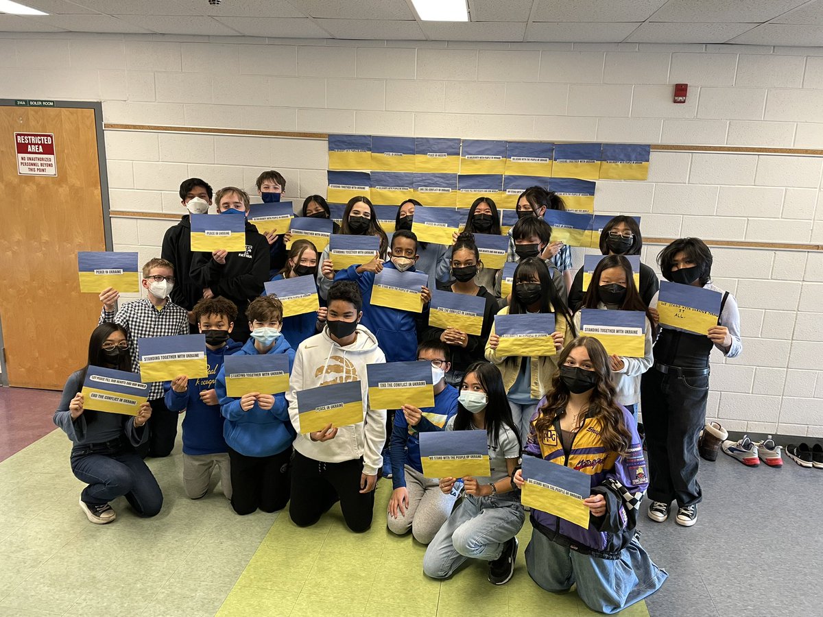 Let peace fill our hearts and our world!  We stand with Ukraine!  #StandingWithUkraine <a href="/TCDSB/">Toronto Catholic District School Board</a> <a href="/olftcdsb/">Our Lady of Fatima</a>