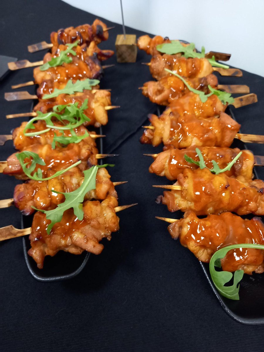 VertasGroup's tweet photo. Here is an exclusive look of the vibrant buffet put together by our Educational Catering team for a VIP event at in Ipswich this week. As you can see there was plenty of nutrition and options!🥬 #VIP #VIPcatering #catering https://t.co/GDqYsxwxdS