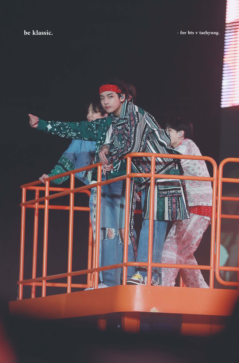 beklassic_v's tweet photo. [HD] 220310 PTD SEOUL 🤍#뷔 #태형 #BTSV #TAEHYUNG #방탄소년단 #BTS https://t.co/QnC15pouty