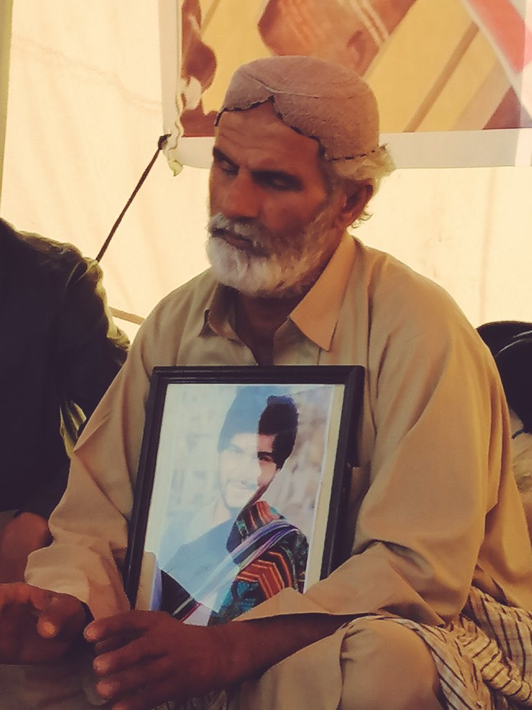 arwah_baloch's tweet photo. You who feel no pain at the suffering of others being called human does not suit you. @amnesty @hrw  @UN 
#ReleaseHafeezBaloch 
#BringBackScholar https://t.co/LoG53XW2pT