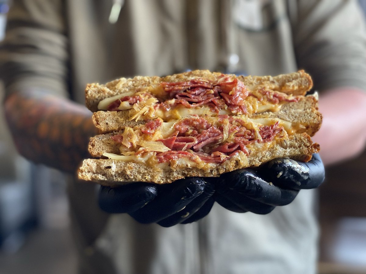 Central Standard - Bettendorf tweet media