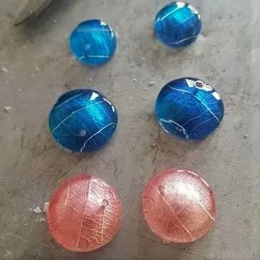 SkeletonLeafJTL's tweet photo. Lovely blog from @sue_gregor about making Silver Leaf Earrings https://t.co/n32SMF0N36 https://t.co/jjbUSA8dEa