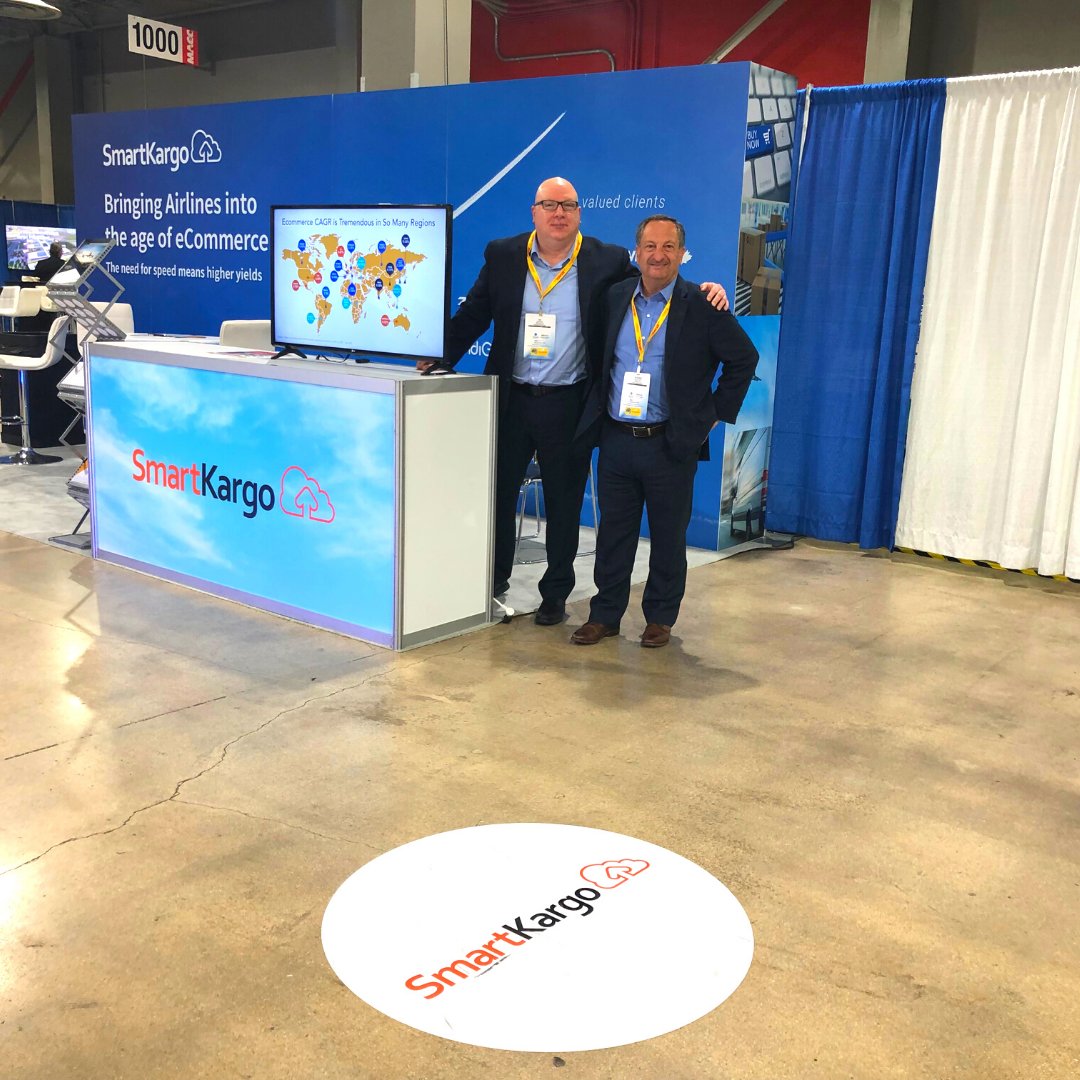 SmartKargo_QID's tweet photo. Post presentation and reception party success at the Air Cargo Americas Show &amp; Supply Chain Americas Conference, Miami. @SmartKargo_QID is happy to be sponsoring the event.

In the picture: Ed Burek, VP Marketing; Olivier Houri, EVP, SmartKargo.

#smartkargo https://t.co/HeNJtmk18d