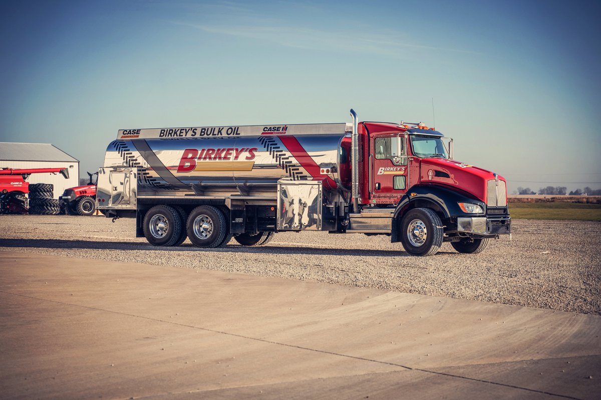 Birkeys's tweet photo. Convenience and efficiency are hallmarks of Birkey's Bulk Oil program. Learn more: https://t.co/uapnbjHVQl

#birkeys #birkeysfarmstore #CaseIH #CASEConstructionEquipment #bulkoil #oildelivery #farmequipment #constructionequipment https://t.co/v0hEgqXWrk