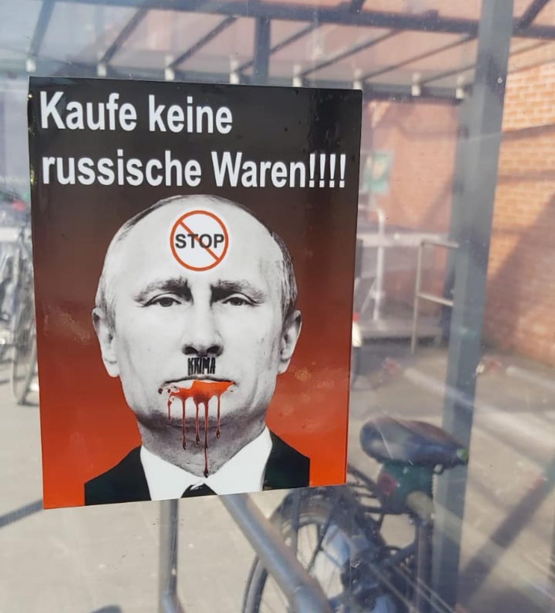 SchoeferKatrin's tweet photo. Sowas hängt bei Combi und Lidl in wiesmoor 🙊🙄😡🤬😡🤬 https://t.co/7vyqB3akX2