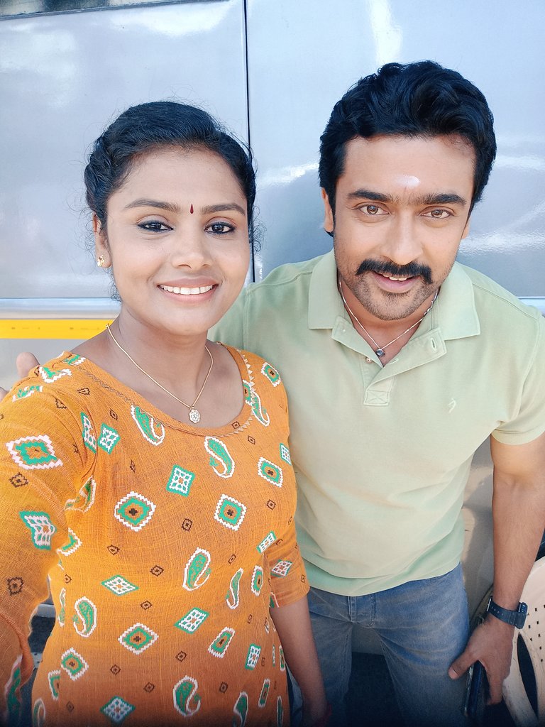 withlovesubi's tweet photo. Etharmum Thuninthavan a must watch action family entertainer with a powerful social message💥 Super proud to be part of such an amazing movie😇
#etfromtoday #etharkkumthunindhavan #actorsuriya #socialcontent #powerful #actionmovie https://t.co/2UC18o6LRR