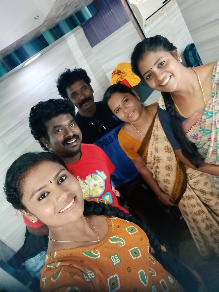 withlovesubi's tweet photo. Etharmum Thuninthavan a must watch action family entertainer with a powerful social message💥 Super proud to be part of such an amazing movie😇
#etfromtoday #etharkkumthunindhavan #actorsuriya #socialcontent #powerful #actionmovie https://t.co/2UC18o6LRR
