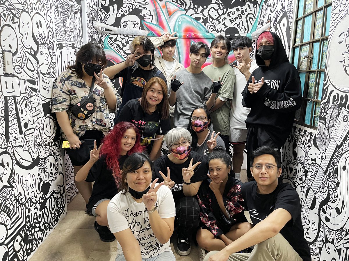 ARTSB19's tweet photo. ARTSB19 was made just a few months before the pandemic hit. So 2+ yrs na po kaming online friends. And our only dream before was to meet each other even once &amp; to make art. Then @yanidedios &amp; @simply_geri  approached us, you 2 made our dream come thru fr. ++

@SB19Official #SB19 https://t.co/oSxyMo8Ij1