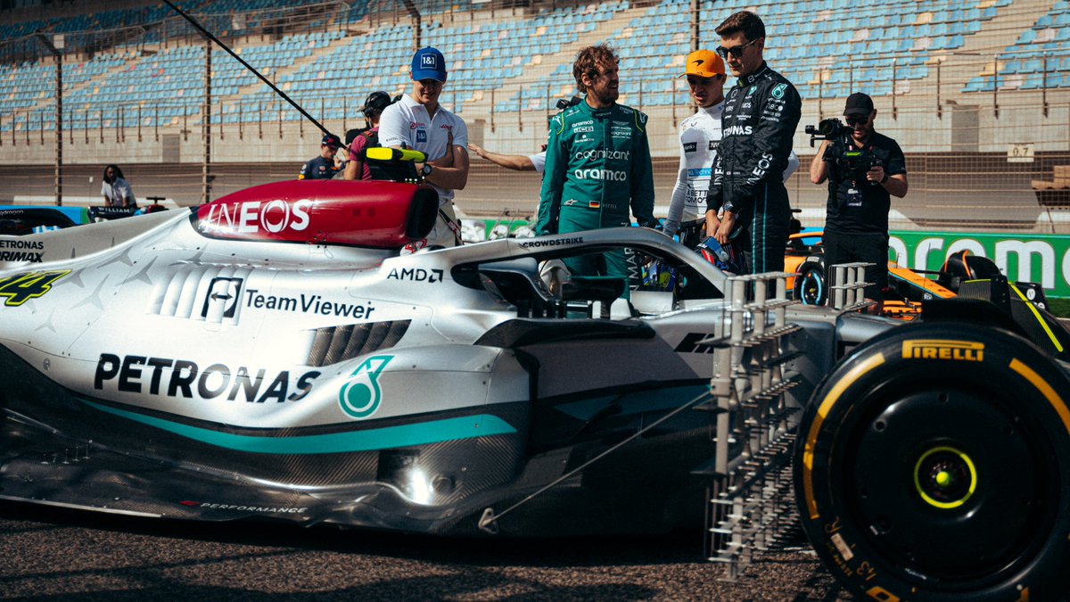 MercedesAMGF1's tweet photo. Inspector Seb is at it again. 🕵️‍♂️😂

@AstonMartinF1, come collect your man. 🙏 https://t.co/zmXbxRhYU7