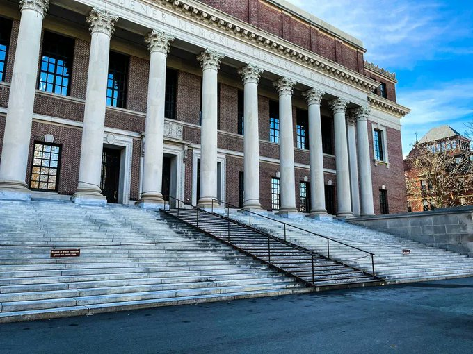 DrImranSheikh's tweet photo. What are you currently reading? 📚 #WidenerLibrary https://t.co/R6a9S640Z9