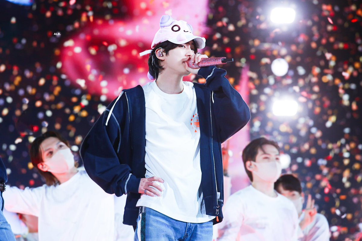 ALittleBraver92's tweet photo. 220310 #방탄소년단진 #김석진 #석진 #진 #BTSJIN #JIN @BTS_twt https://t.co/G5fhTGqi9a