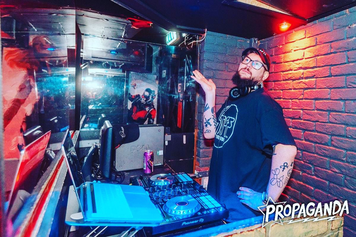 Tucked away in the middle room at <a href="/PropagandaChelt/">Propaganda Cheltenham</a> again tonight - the town's best kept secret metal night!! Going full Goblin mode from 11pm 🤘💀🤘