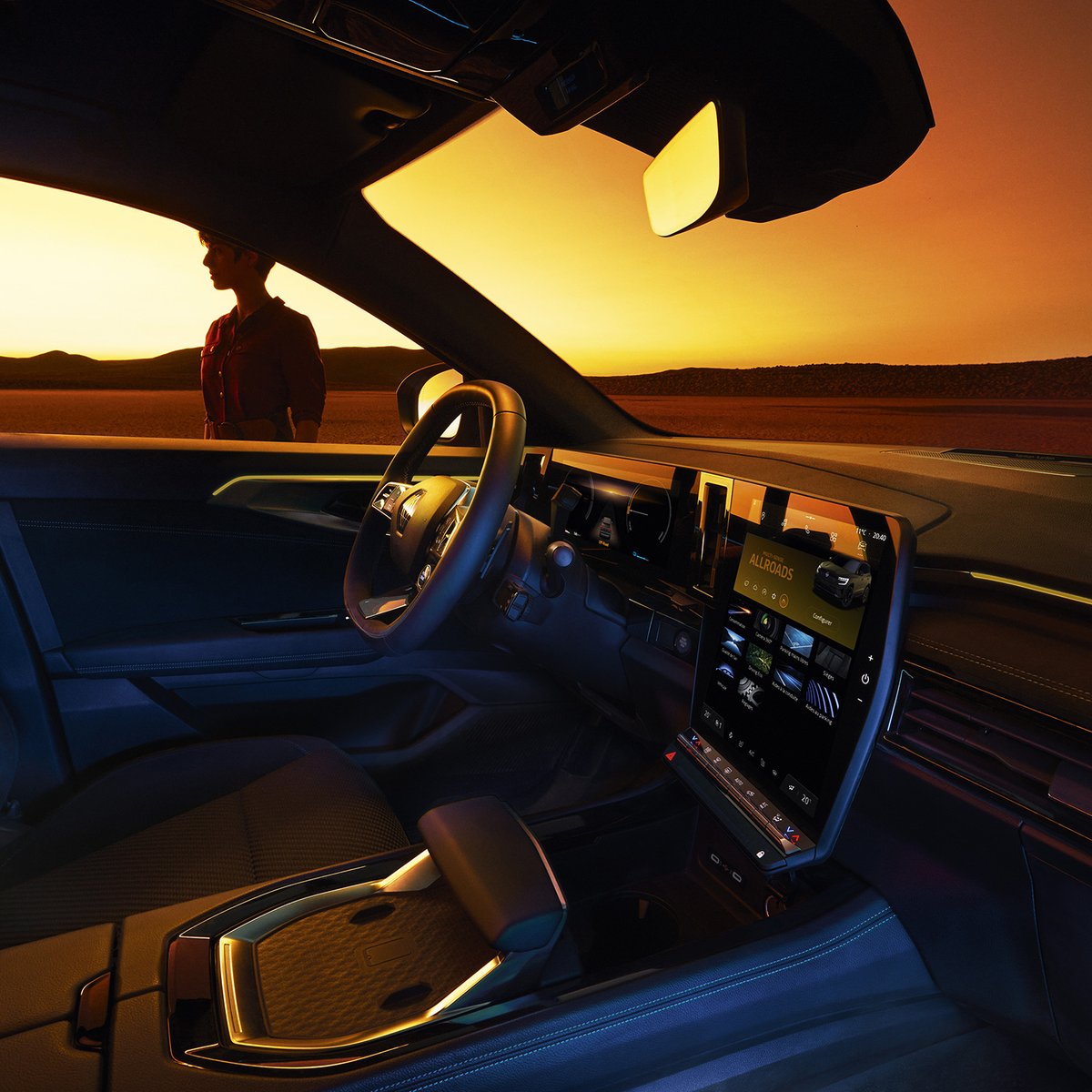 renault_uk's tweet image. all new Renault Austral SUV E-Tech hybrid has a #HighTech cockpit including openR link with Google built-in and head up display, together for a screen surface of 984 cm².
#techcontrol #takecontrol #Renault #Austral #ETech #hybrid #SUV