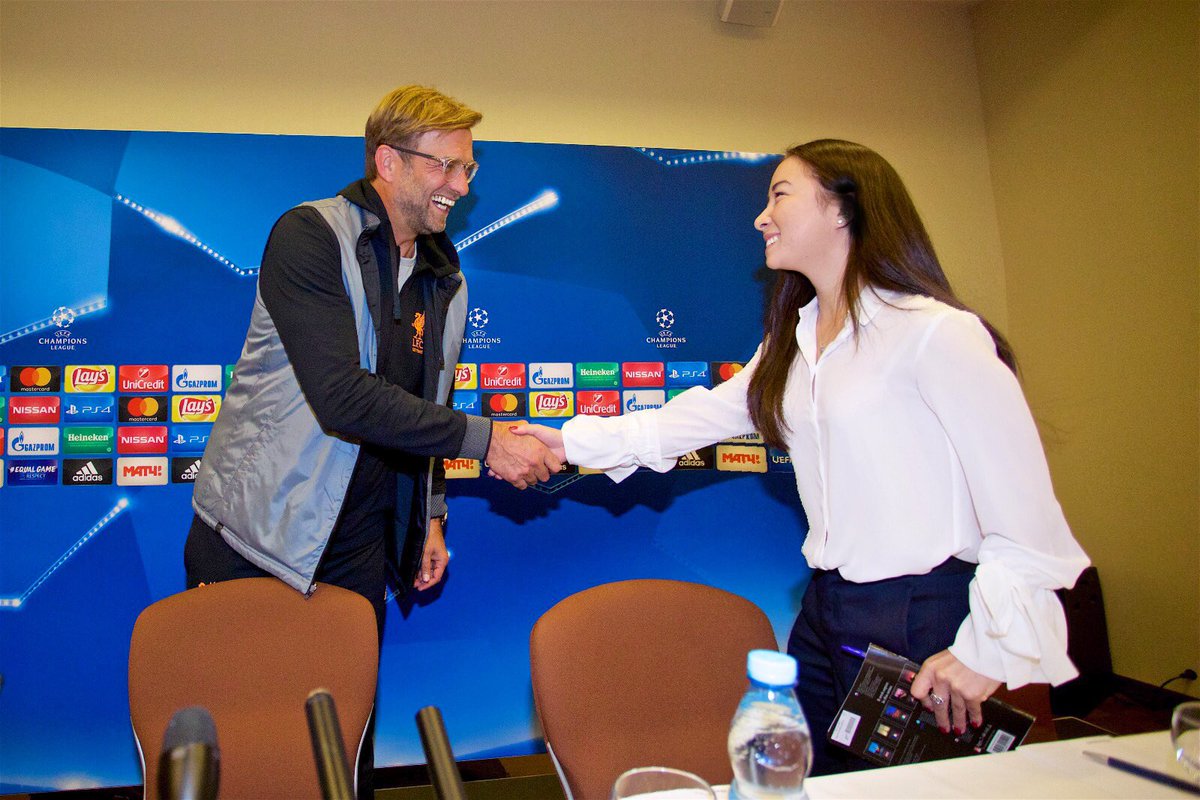 First time I met #Klopp I was translating him in Moscow in 2017. At that time I didn’t know anything about football and when Jurgen mentioned Harry Kane it sounded very much like “hurricane” and I translated it as a “strong wind”. FML😂 #lfc #ynwa #anfield #LFCFamily