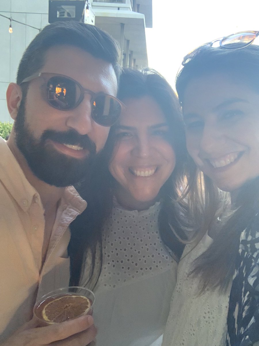 Laura King tweet media