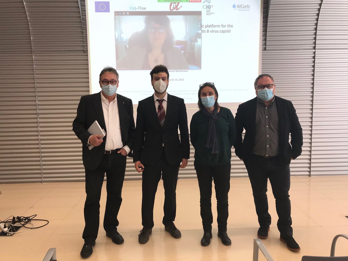 ICIQchem's tweet image. 🎓🍾 Congratulations to ICIQ&apos;s freshly minted Dr. Tamás Vermes for defending his thesis &quot;Establishment of a fully automatized microfluidic platform for the screening and characterization of novel Hepatitis B virus capsid assembly modulators&quot; @Pericas_Lab 
bit.ly/3CA1GrR