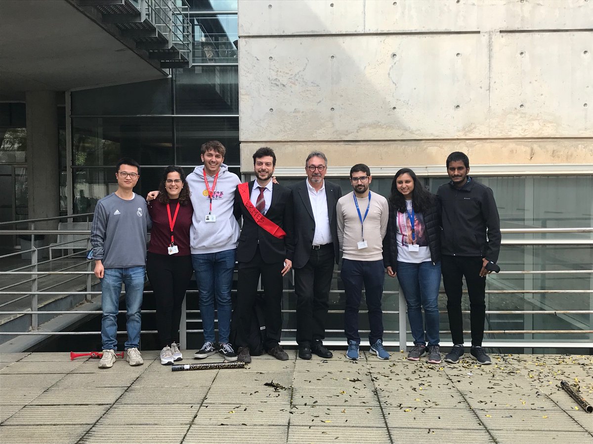 ICIQchem's tweet image. 🎓🍾 Congratulations to ICIQ&apos;s freshly minted Dr. Tamás Vermes for defending his thesis &quot;Establishment of a fully automatized microfluidic platform for the screening and characterization of novel Hepatitis B virus capsid assembly modulators&quot; @Pericas_Lab 
bit.ly/3CA1GrR