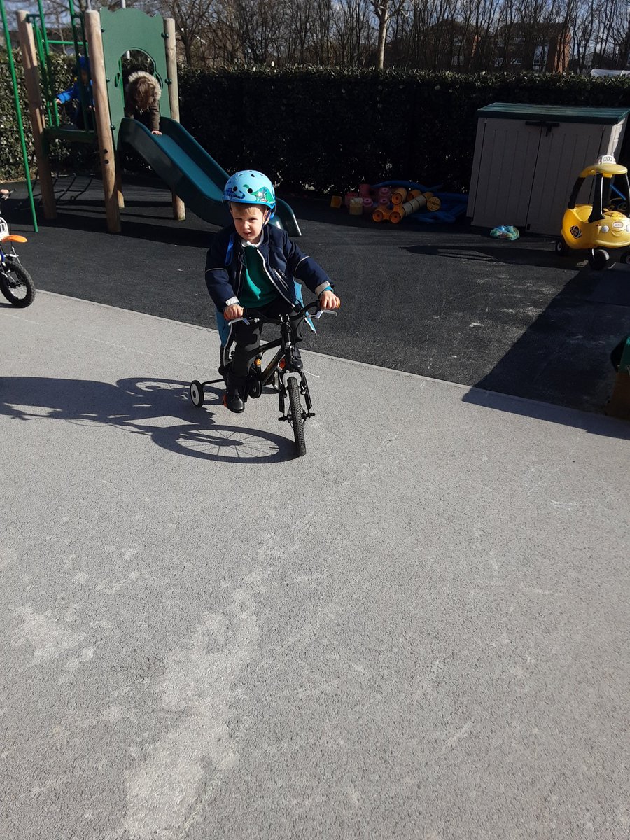 gcpfs1's tweet image. Today on our bikes we have been working on our spatial awareness @PrimaryGreat #gcpphysicaldevelopment