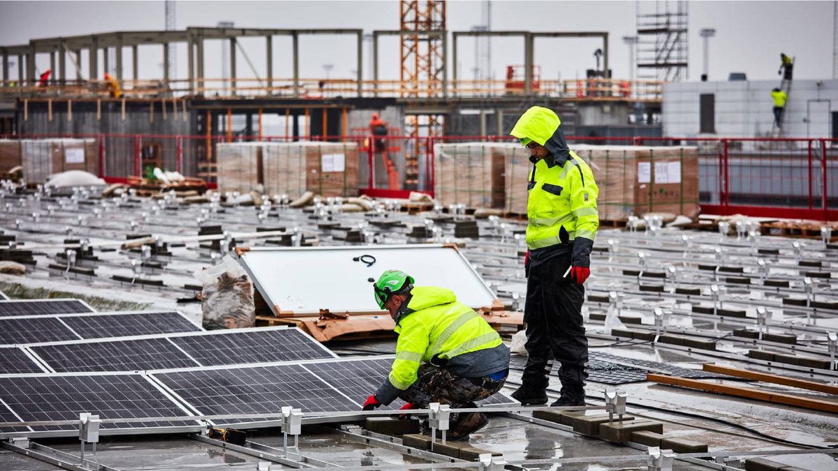 Ramboll’s Carbon Consulting Lead advises on how SMEs can use #sciencebasedtargets to reach #netzero goals.

Read the full five-step pragmatic approach bmmagazine.co.uk/opinion/are-sc…