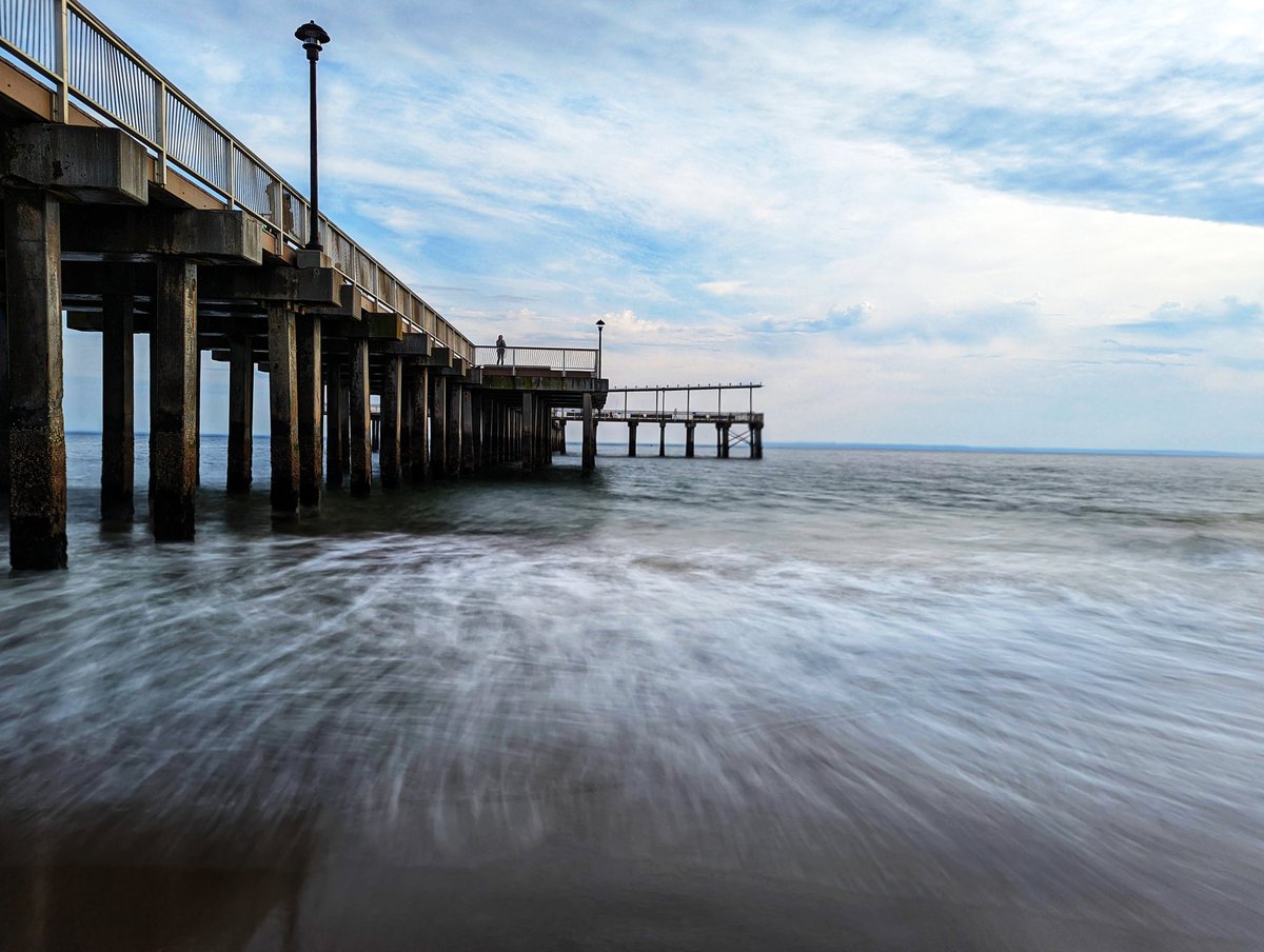 iamwaynegilbert's tweet photo. A few more #LongExposure captures taken on the #Pixel6Pro just another great feature to have when you're out there. #Photography https://t.co/qOpspGkbAN