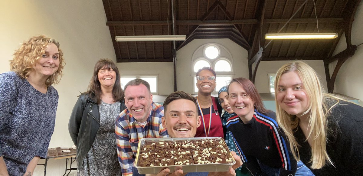 DaveP_OpsD's tweet photo. Having a great birthday at @Touchstone_Spt today…
First a great probation review (can’t believe it’s nearly 3 months since I joined)
Followed by cake to break #SUGARFREEFEB with some of our operational leaders 😃 https://t.co/0Q62p7DQYl