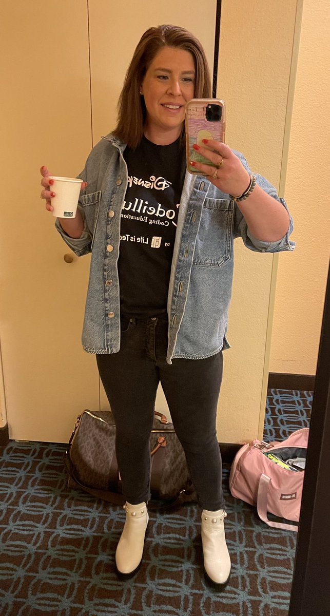 Julie Crawford tweet media