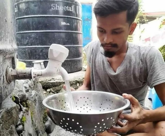 Savage_guy32's tweet photo. Me trying to cover the whole syllabus in one night before exam : 
https://t.co/QmGmoixo7P https://t.co/HeDK6MAxRo
