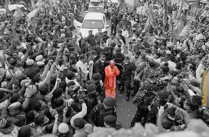 ravikishann's tweet photo. मा• मुख्यमंत्री श्री @myogiadityanath जी को ऐतिहासिक विजय पर बधाई! हर हर महादेव 🙏 https://t.co/LghfqYXjXS