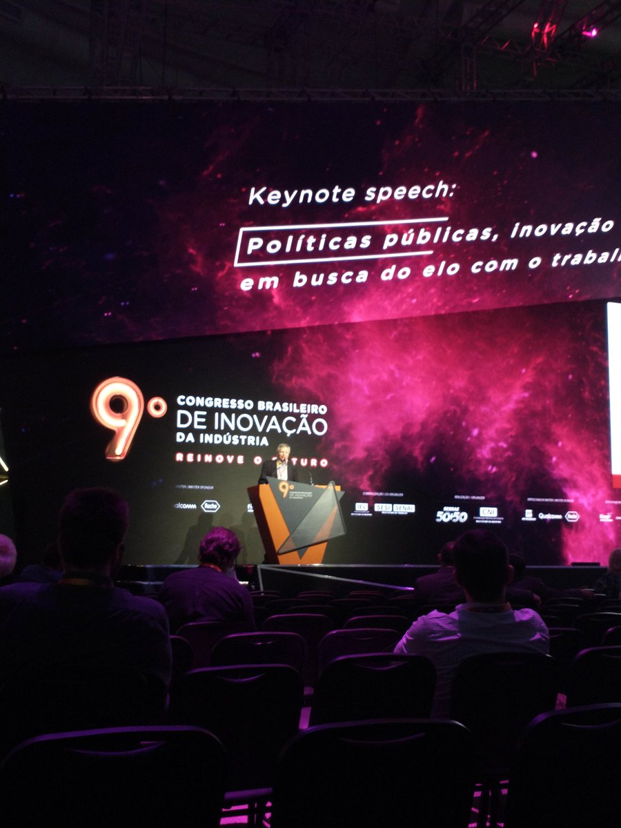 Acompanhe as palestras no segundo dia do 9º Congresso de Inovação. Computação quântica, inteligência artificial e inovação aberta são alguns dos assuntos em pauta no palco principal e no espaço talks esta manhã. congressodeinovacao.com.br

#ReinoveOFuturo #InovaçãoÉAgora