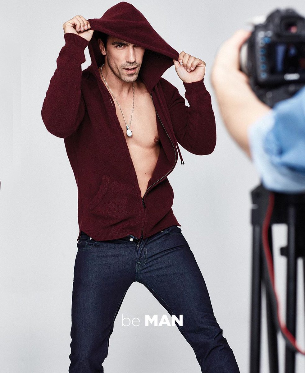 Ibo_Celikkol_'s tweet photo. #İbrahimÇelikkol 
 I love fashion, I look at the trends of the period, I try to wear what suits me. I wear more sportswear in my daily life.” Said Ibrahim.🤟🏻 @ibrahimcelikkol #beman #bemanmagazine #manstyle #manmagazine https://t.co/yubALzloLl