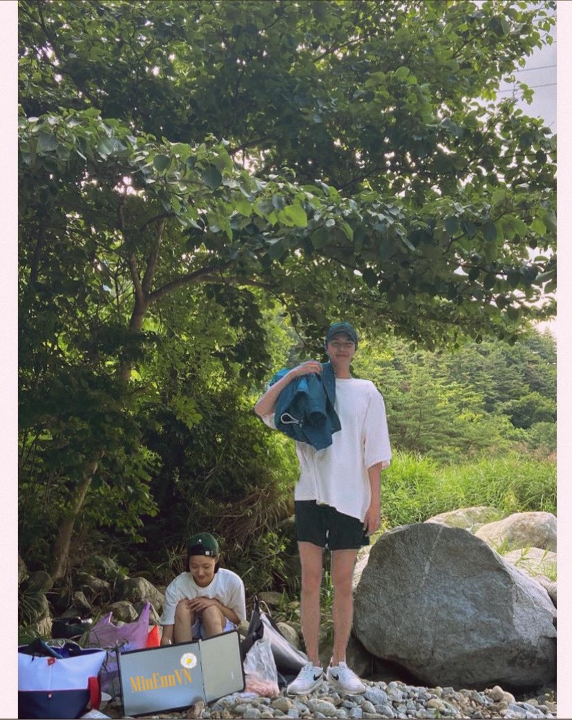 mineunvn's tweet photo. Our beloved summer ☀️🌿⛺️
@ActorLeeMinHo
#mineun #leeminho #kimgoeun #mineunvn #ggonekim #actorleeminho #mineuncouple #fanedited https://t.co/HNkD4uyccs