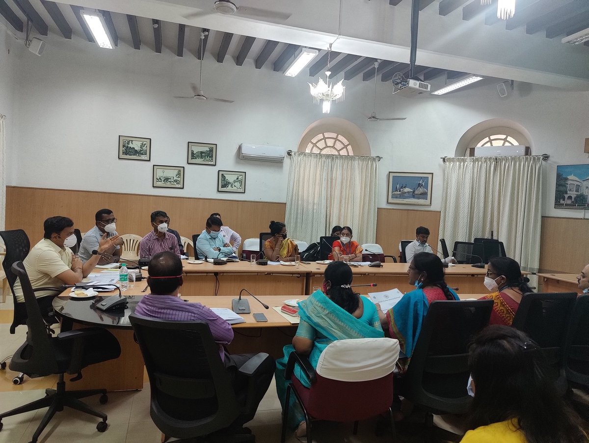 GBASplHealth's tweet photo. Today, reviewed all National Health Programmes of #BBMP and instructed Program Officer's to speed up the all #NationalHealthprograms.
Dr. Balasundar, CHO, BBMP, Zonal Health Officer's and Program officer's were present.
@BBMPAdmn @BBMPCOMM @CMofKarnataka @DHFWKA
@MoHFW_INDIA https://t.co/K073oSY0tY