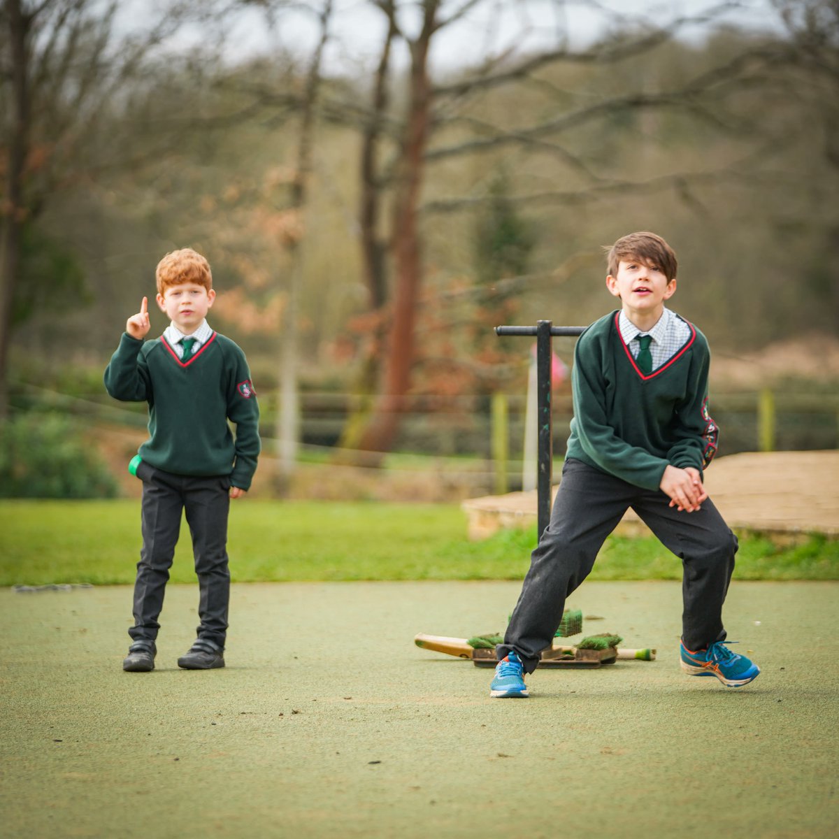 It's early March and Cricket is already being played by the pupils during a break from lessons. We're not sure if the Form Three pupil is trying to umpire the game in the background. Great improvisation for a set of stumps! #aldrocricket #lifeataldro #freedomtoflourish
