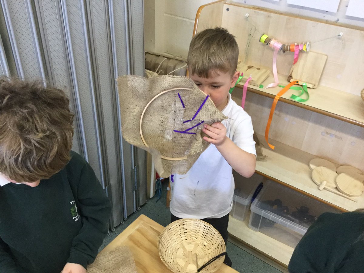 GatesPenguins's tweet photo. We are loving our new wood work area! Today we have been working on our sewing skills! #eyfs #earlyyearsinbolton #TheGatesEYFS #woodworkinearlyyears #abcdoes https://t.co/h3HBgPjLDe