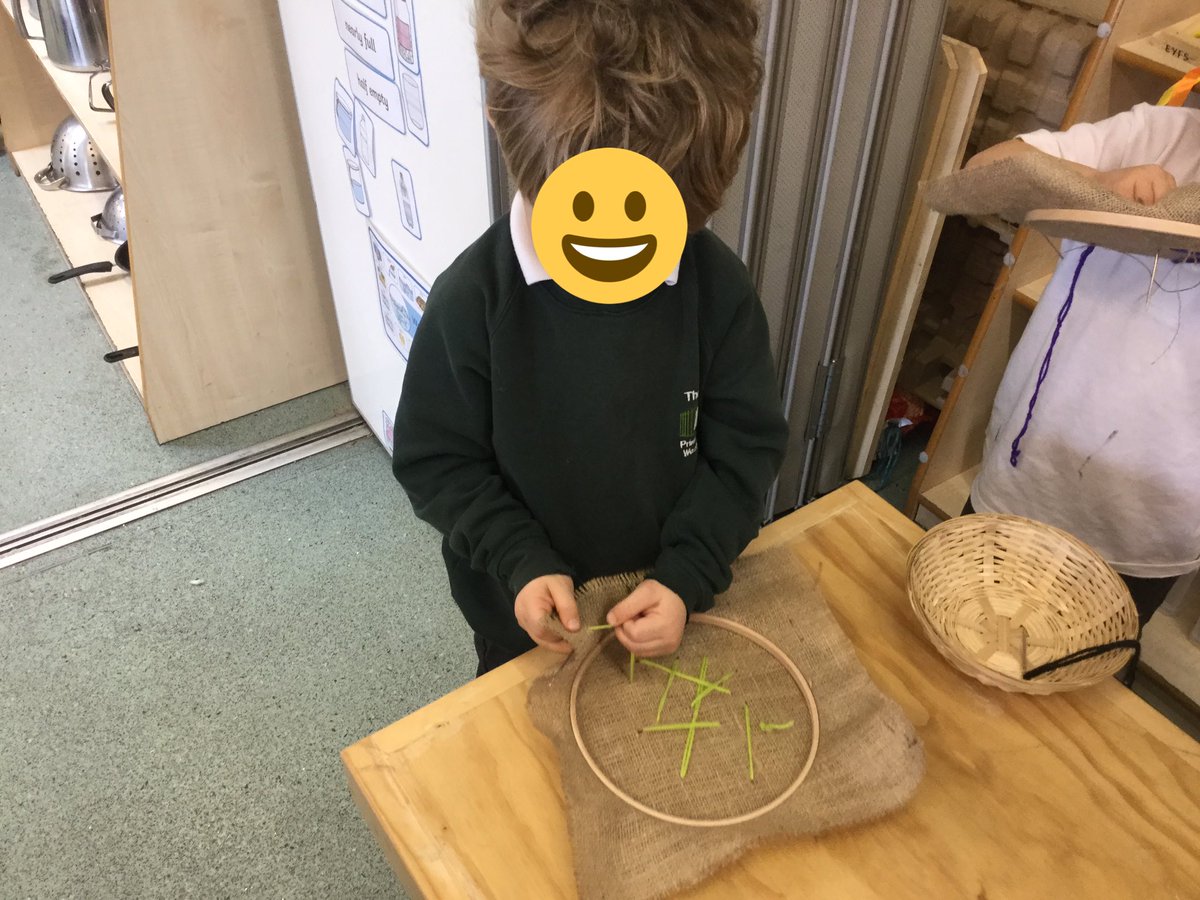 GatesPenguins's tweet photo. We are loving our new wood work area! Today we have been working on our sewing skills! #eyfs #earlyyearsinbolton #TheGatesEYFS #woodworkinearlyyears #abcdoes https://t.co/h3HBgPjLDe
