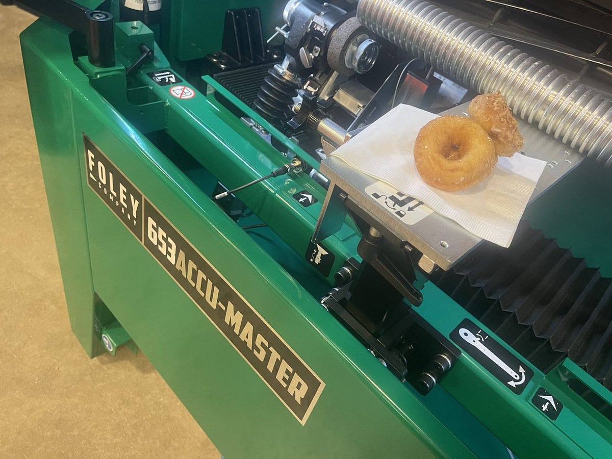Foley_Company's tweet photo. Doughnuts are ready at the @Reindersinc #TurfCon22 grab a doughnut and then check out the @Foley_Company grinders & AIR2G2 https://t.co/gVSP30rSkU