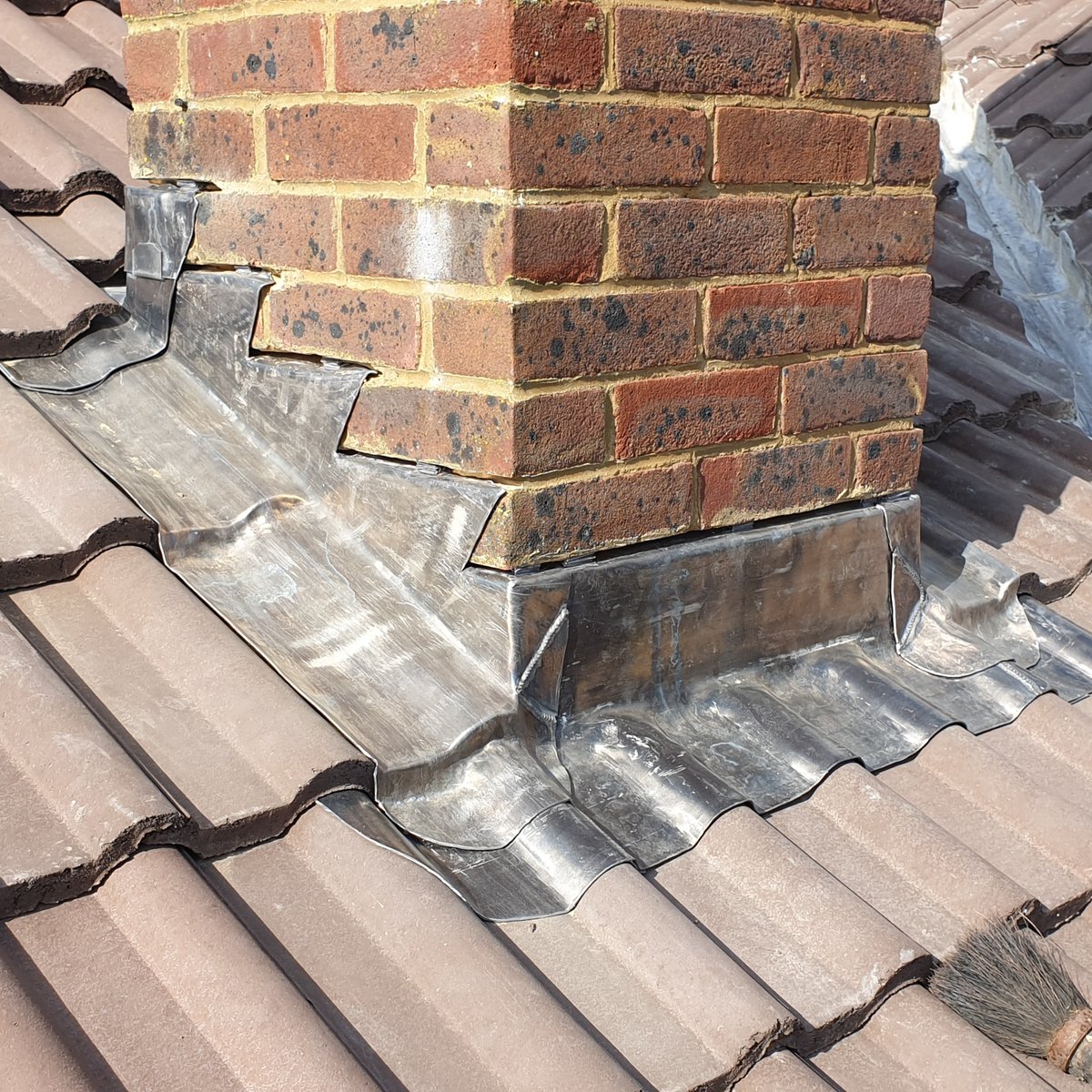 SASRoofing's tweet photo. Leadwork installed correctly on this chimney stack https://t.co/LwKIIm4fmn