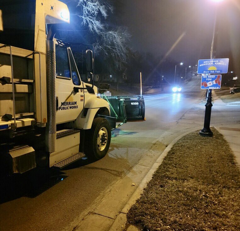 MerriamKS's tweet photo. The birds are out and so are our #TeamMerriam snow crews!

They came in at midnight to treat the roads and are now out plowing. Follow their progress at https://t.co/xwaQ1gMMET. https://t.co/Qg3VaZ15BJ