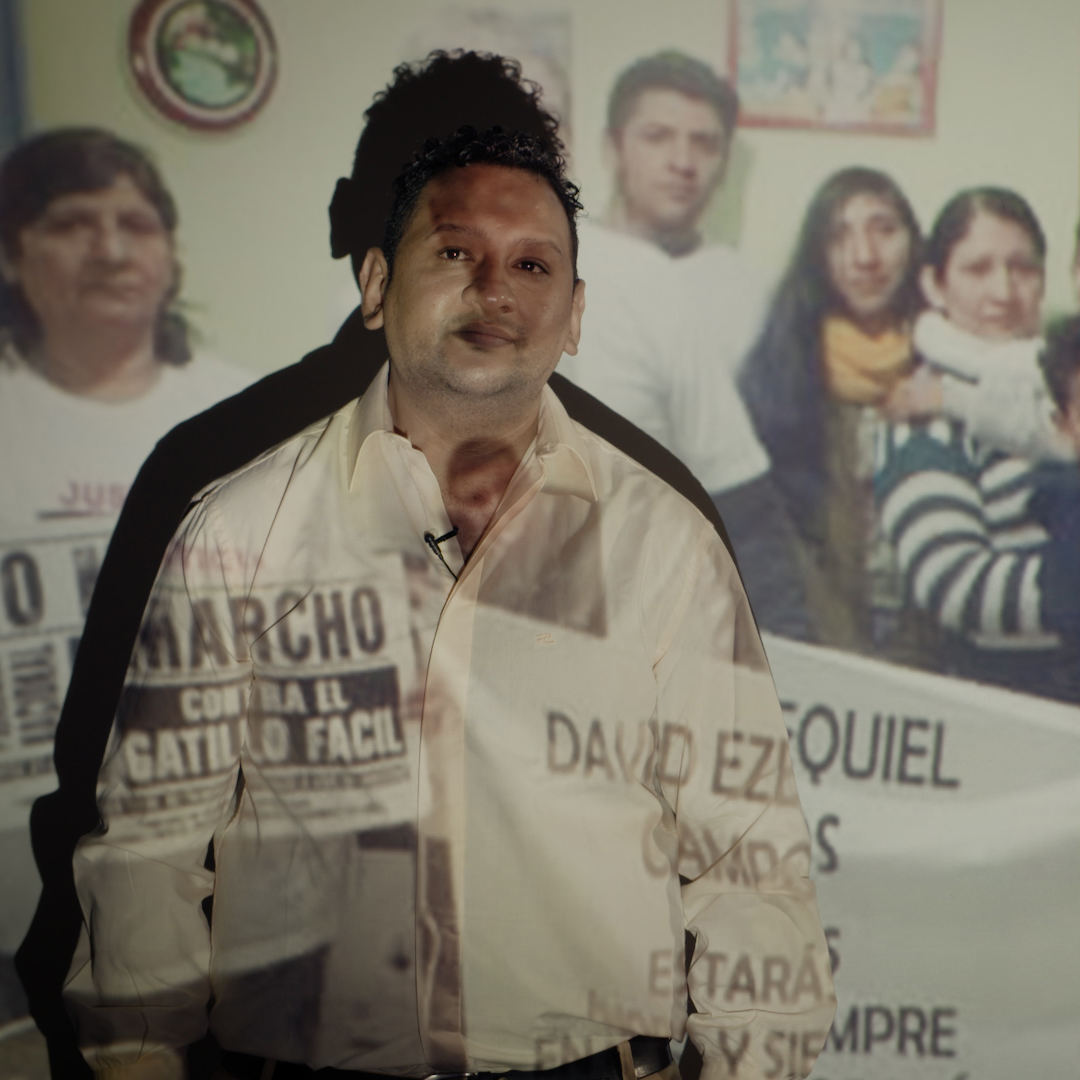 ddhhros's tweet photo. David Campos y Emanuel Medina habían salido en auto la noche del 23 de junio de 2017, cuando un patrullero les dio la voz de alto. Se asustaron y no frenaron, allí comenzó una feroz persecución que terminaría con ellos acribillados por balas policiales 🖤 https://t.co/p9lbUs52cn