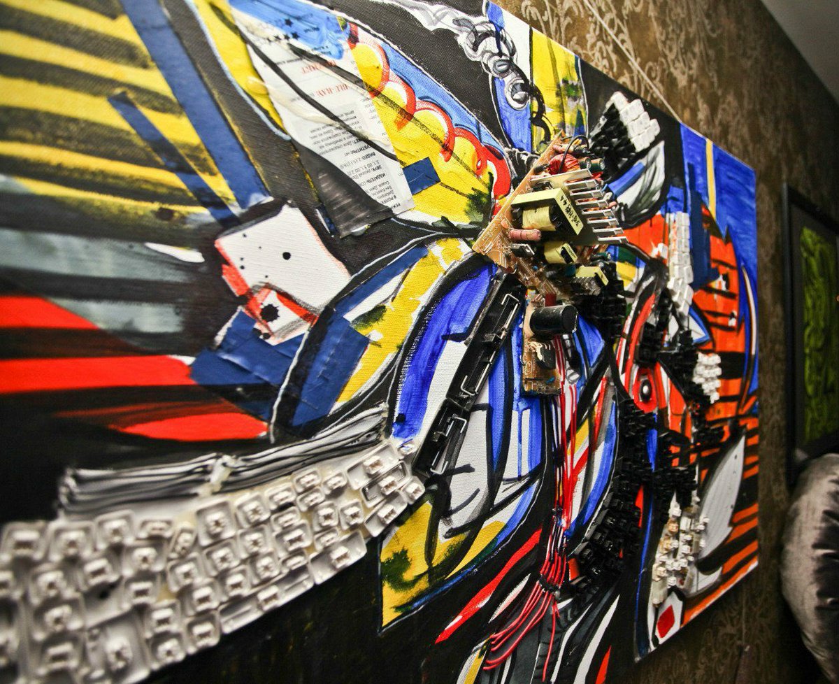 <a href="/reverse_visuals/">reverse</a>