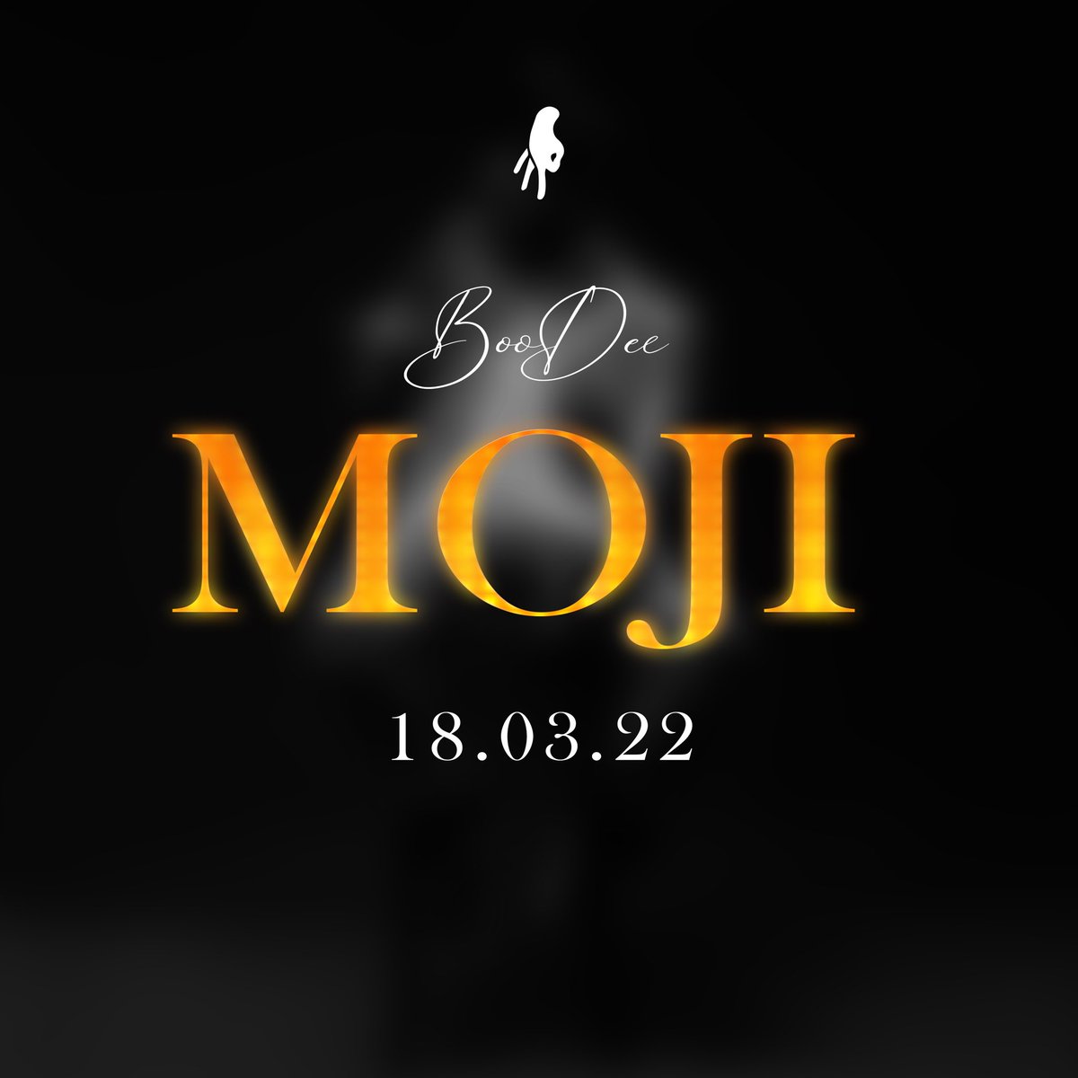 Tout sort du four le 18.03

Art work : @bgagrphx 

#LaRebelleHey
#cloudmood