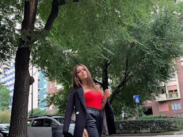 KentKennard1's tweet photo. 👑 Happy to enjoy my life.....🌺🌺🌺🥰
 Thank #ETH wallet and cryptocurrency 😍
 #Ethereum #ETH #Cryptos #cryptocurrecy #CryptoNews #cryptotwitter https://t.co/3KNEYw6ygA