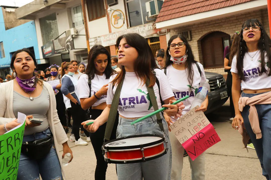 matria_sde's tweet photo. #8M CON MATRIA 🔥💜

Este nuevo 8M nos encontró en las calles en un grito y abrazo colectivo. Porque sabemos que donde hay injusticias, hay derechos por conquistar.
Salimos a las calles para gritar que #LaDeudaEsConNosotras 🔥

Mirá algunas de las fotos👇🏼
https://t.co/XUdkZ1inr4 https://t.co/9AfxPJ18Mz
