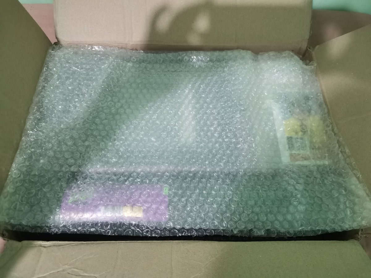 BTSSiete's tweet photo. I'm so in love😍 Superrr thank you po mga ate of @MakeItMine_PH npaka secure ng packaging and super duper safe ng BTS SG22 ko🥰 as in walang kaht anong dents. To more budols pa po with you mga ate😊 you make my heart really happy💓 more power po sa shop nyu aja!💜
#M8M_Feedbacks https://t.co/OtZF7hIfgl