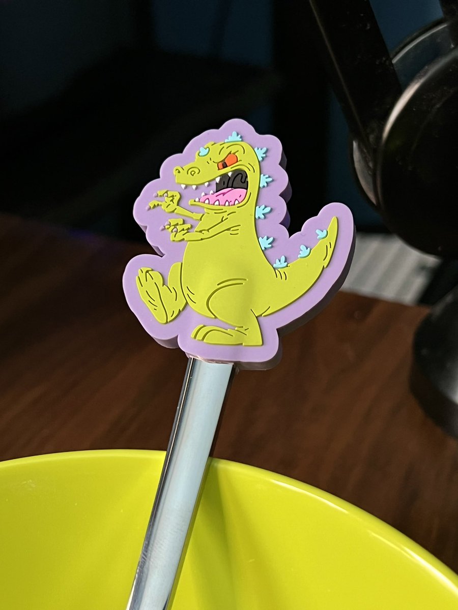 Dwoalin's tweet photo. ๐ฆ I couldnโt think of a better way to break in my Reptar cereal bowl from the Fall @TheNickBox ๐ฅฃโบ๏ธ #Reptar #Nickelodeon #TheNickBox #Rugrats https://t.co/Fqe5cCUnUP