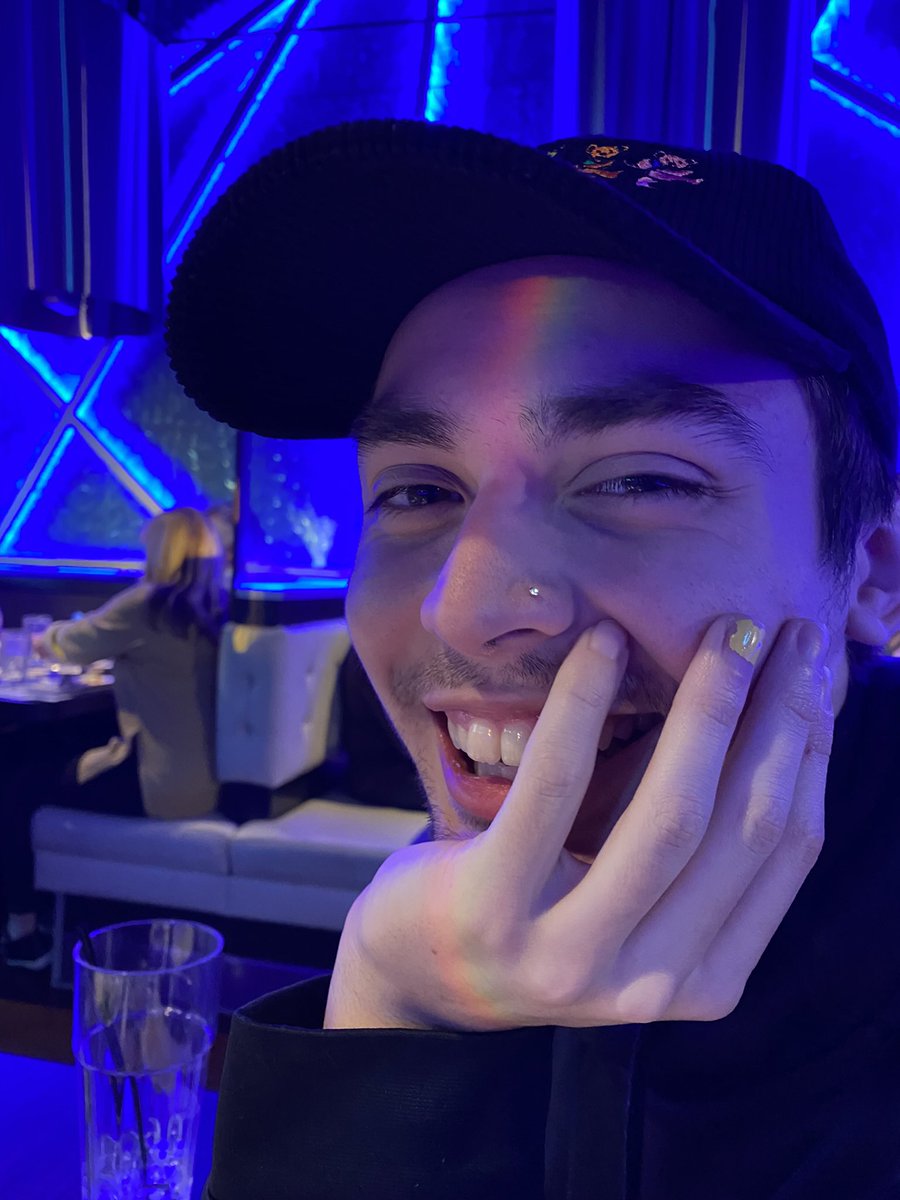 happy birthday to youuuuuuu ✨ shine on starboy ❤️ <a href="/betz_trevor/">trev 🧍🏻‍♂️</a>