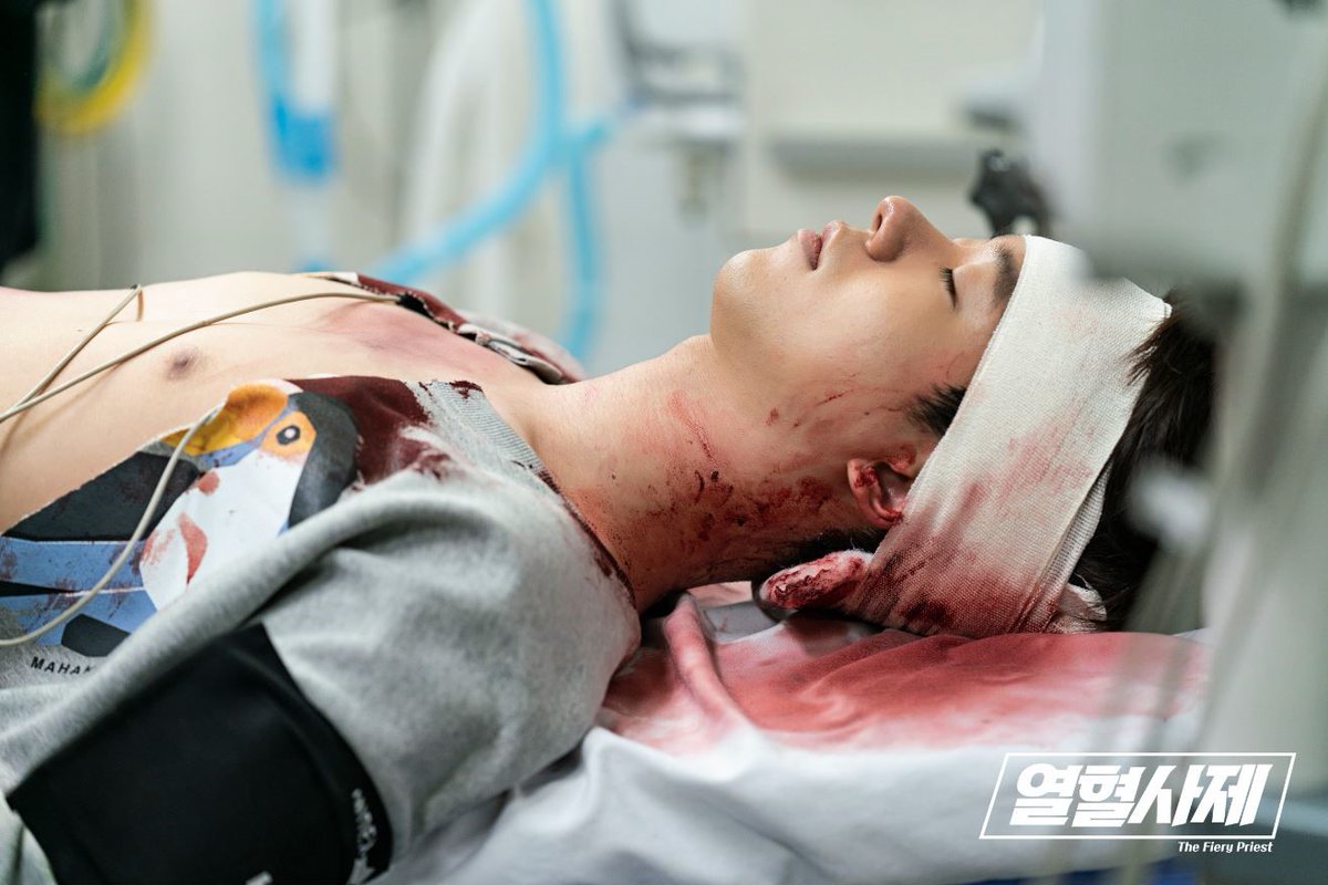 나 마조오타쿠 맞나봐 이렇게 붙여두니까 양가감정 오지네